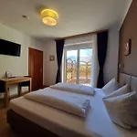 Tulpe Penzion Sankt Kanzian am Klopeiner See