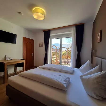 Tulpe 招待所 圣卡荐